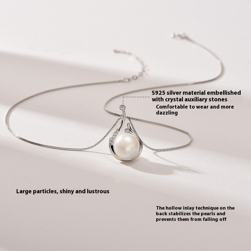 Elegant Pearl Necklace for Women