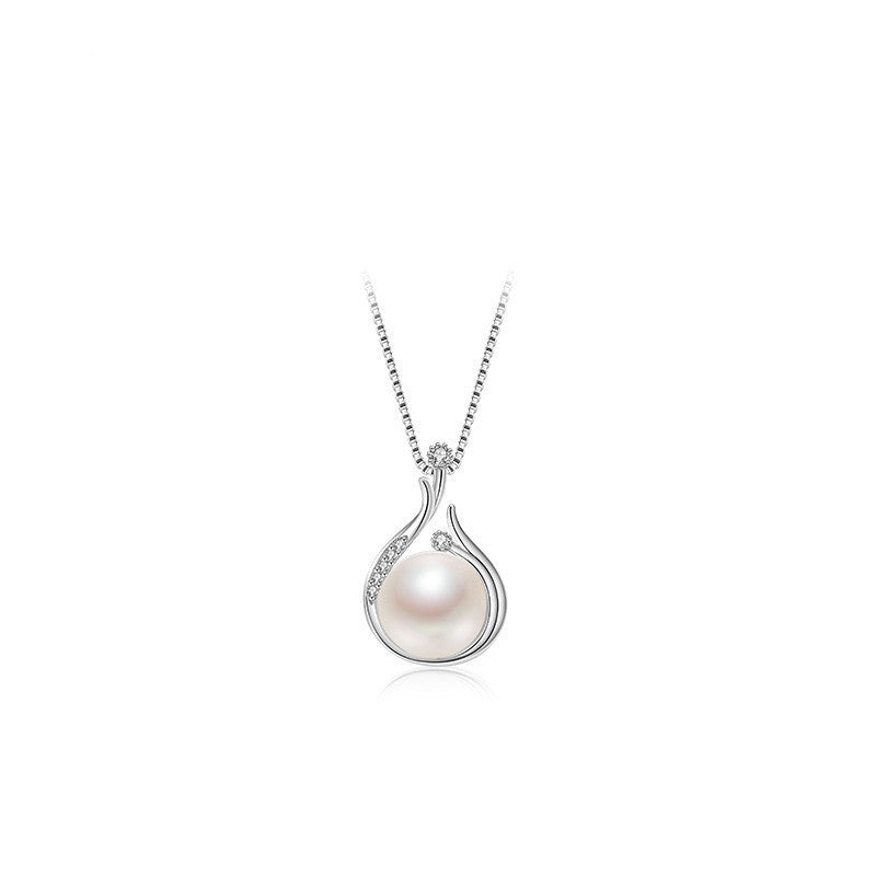 Elegant Pearl Necklace for Women