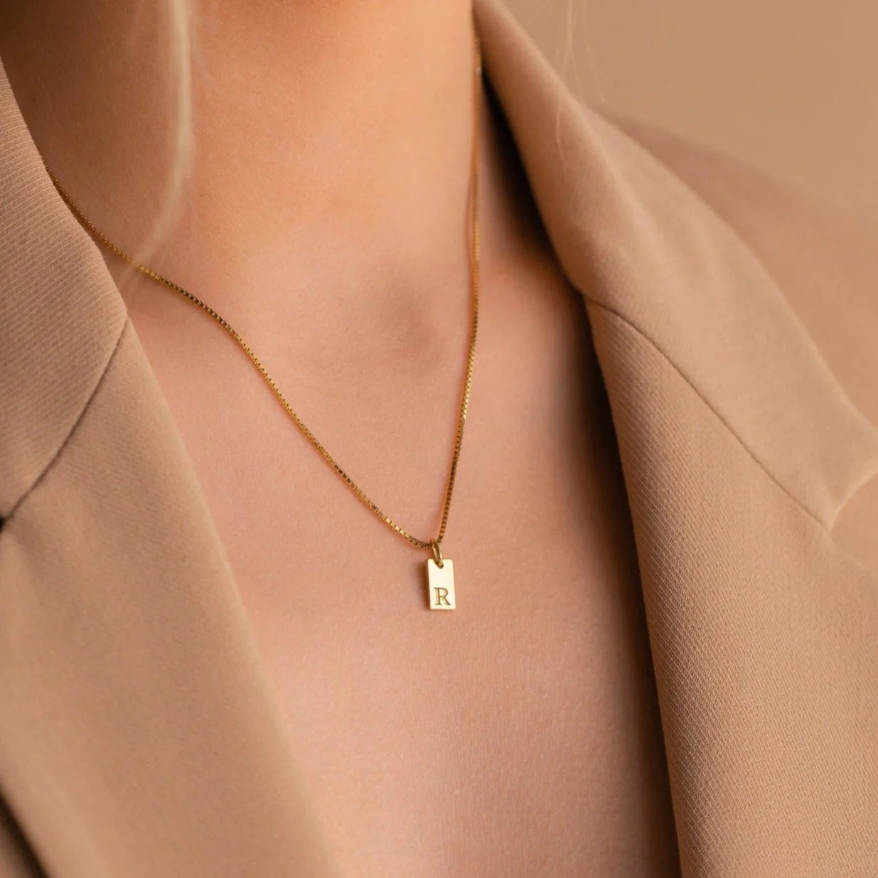 Sleek Hanging Tag Necklace