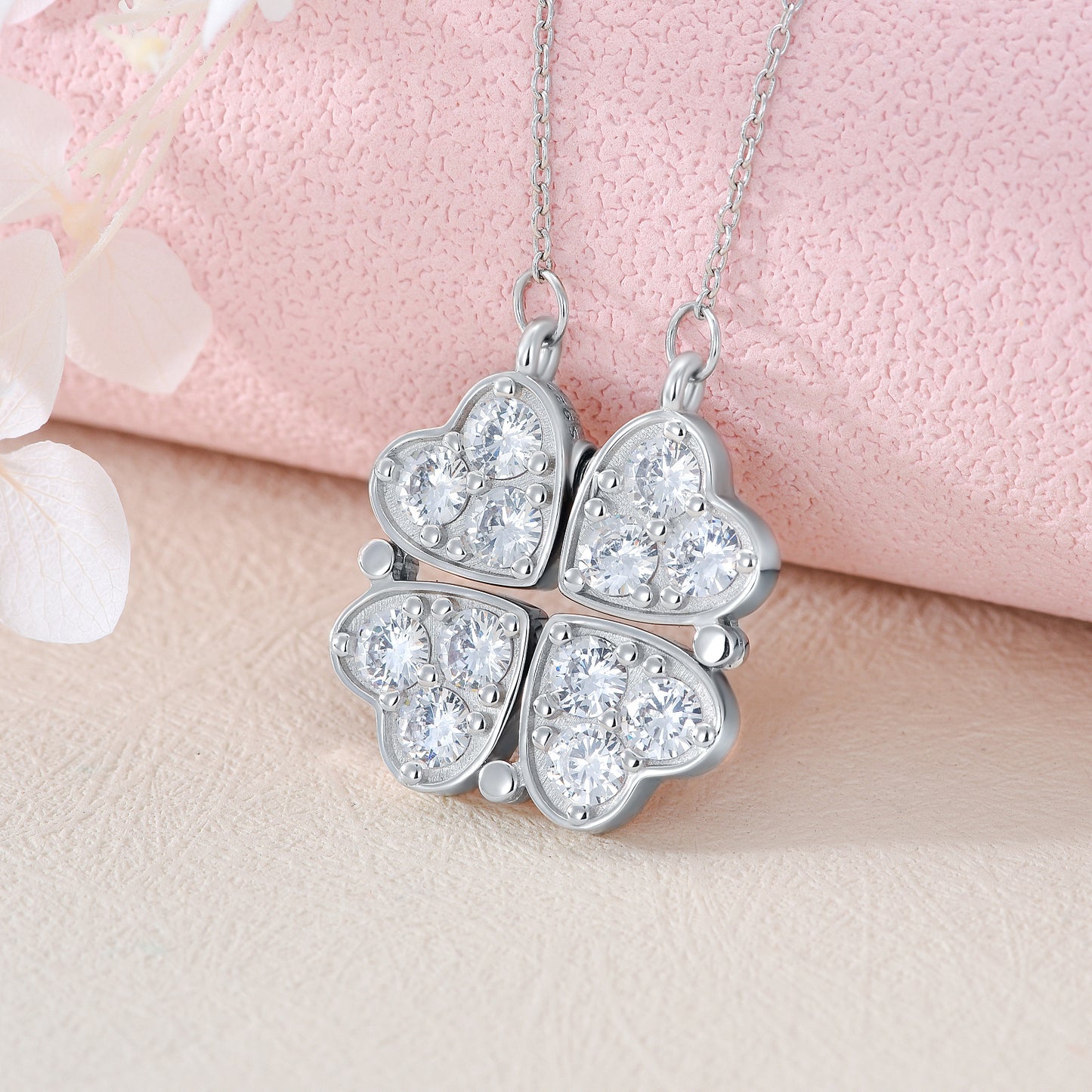 Clover Heart Zircon Pendant Necklace