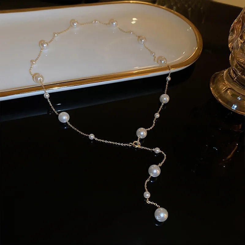 Trendy Starry Pearl Choker for Women