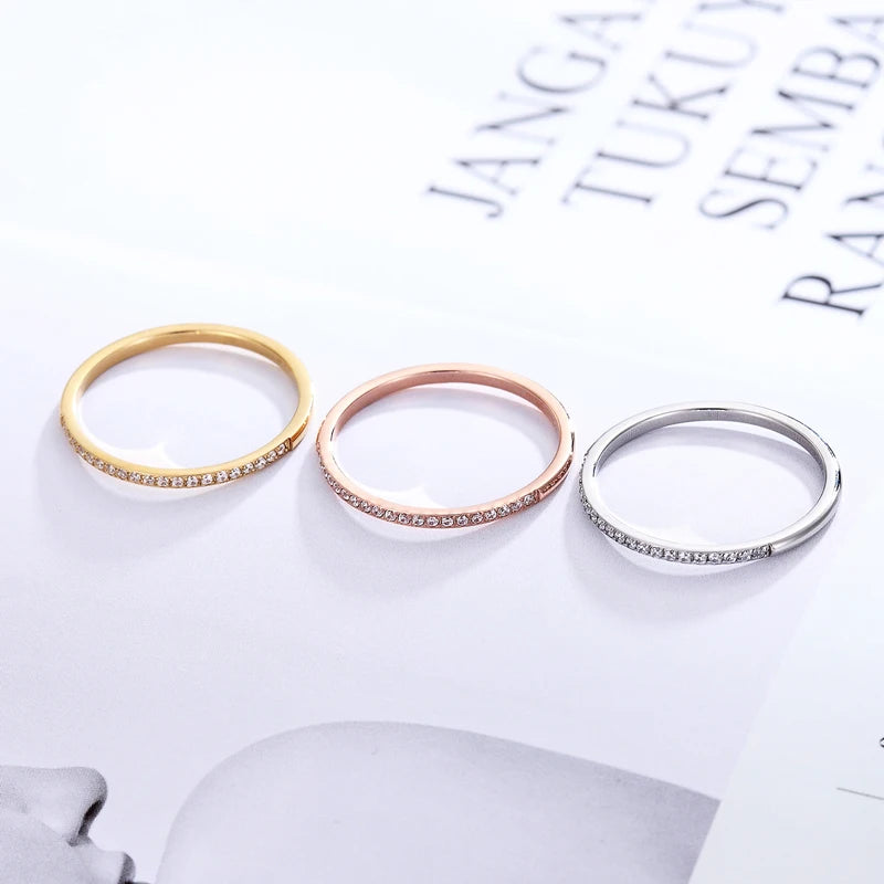Classic Women's Wide Zircon Ring
