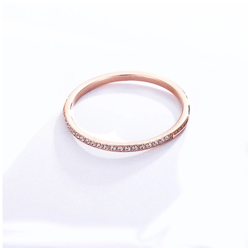 Classic Women's Wide Zircon Ring