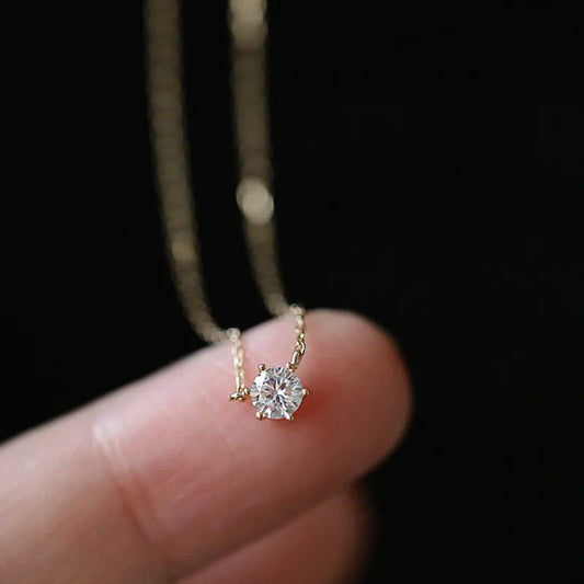Elegant Zircon Pendant Necklace