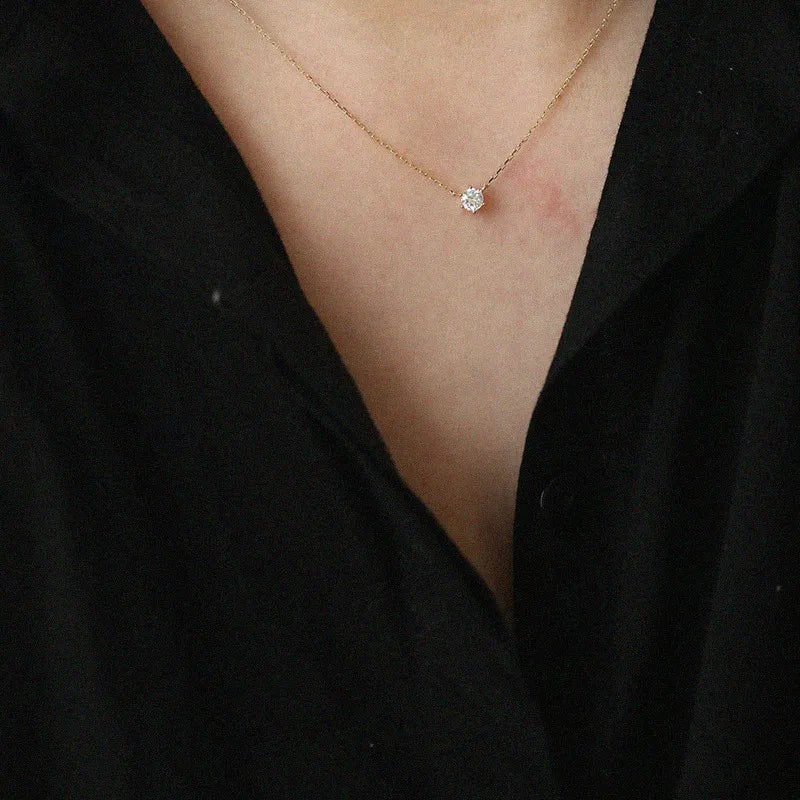 Elegant Zircon Pendant Necklace