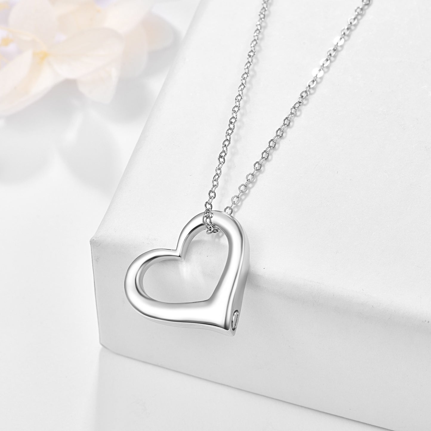 Elegant Heart Ash Necklace – Sterling Silver