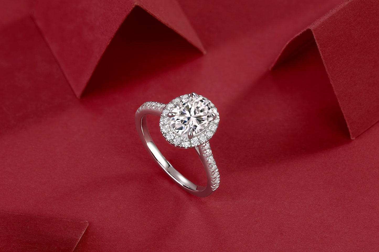 Elegant Silver Moissanite Ring