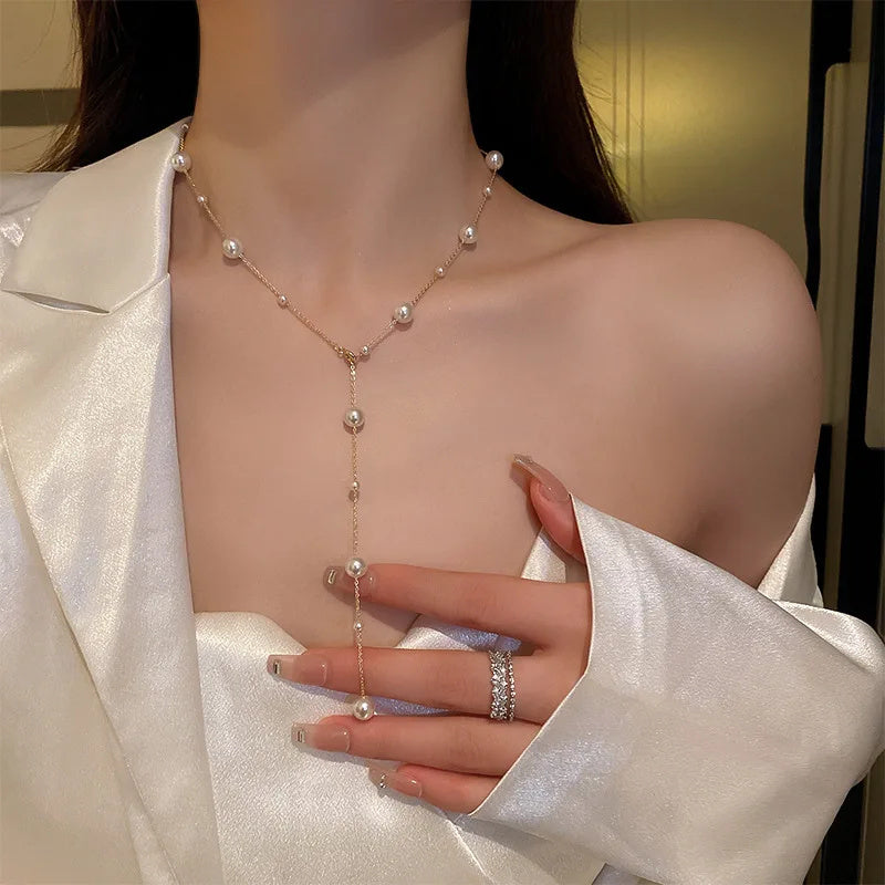 Trendy Starry Pearl Choker for Women