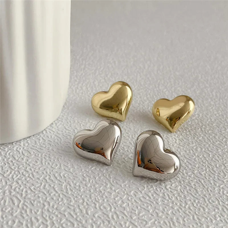 LATS Smooth Gold Heart Earrings for Women .