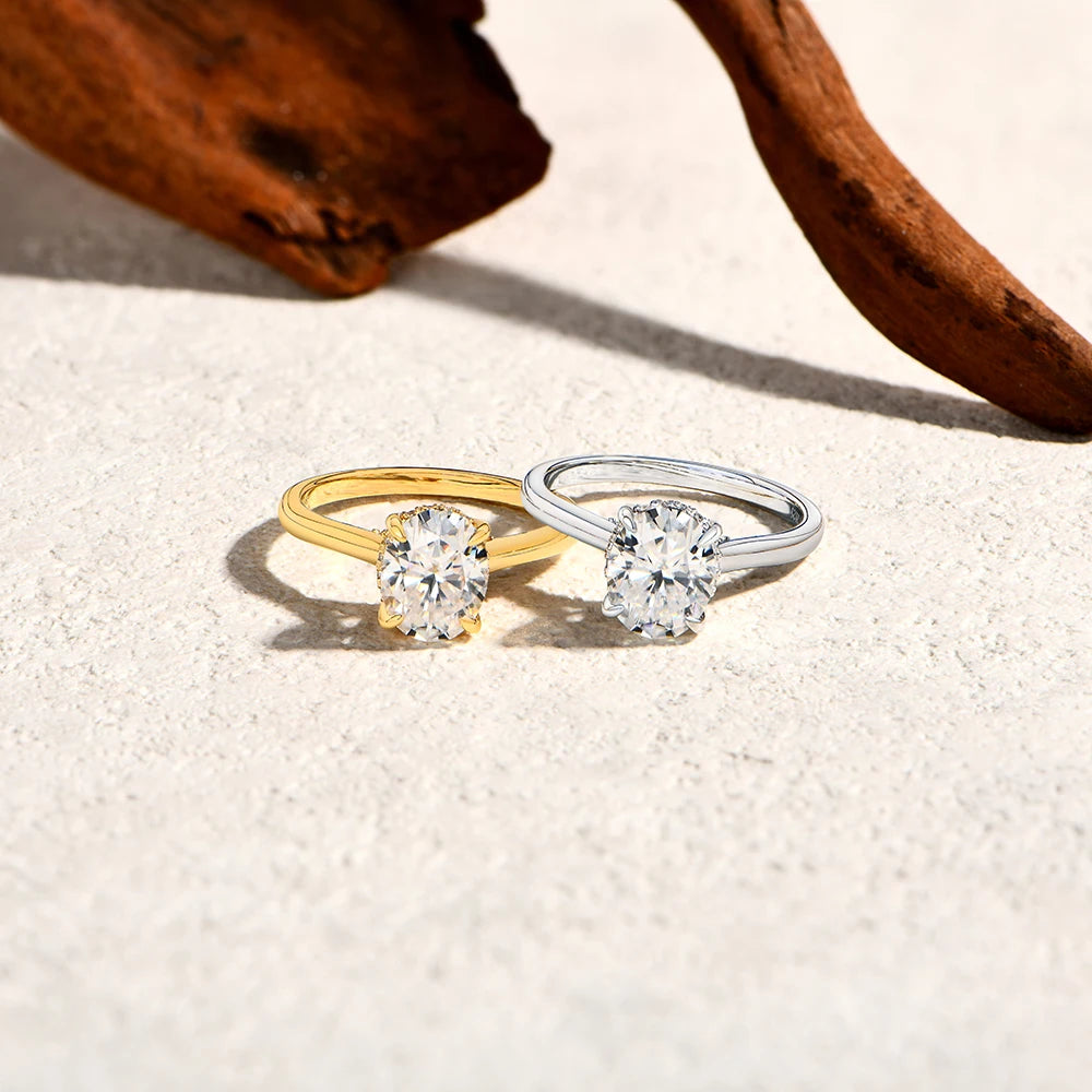 Luxury Moissanite Engagement Ring