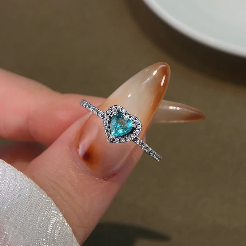 Women’s Silver Heart Ring