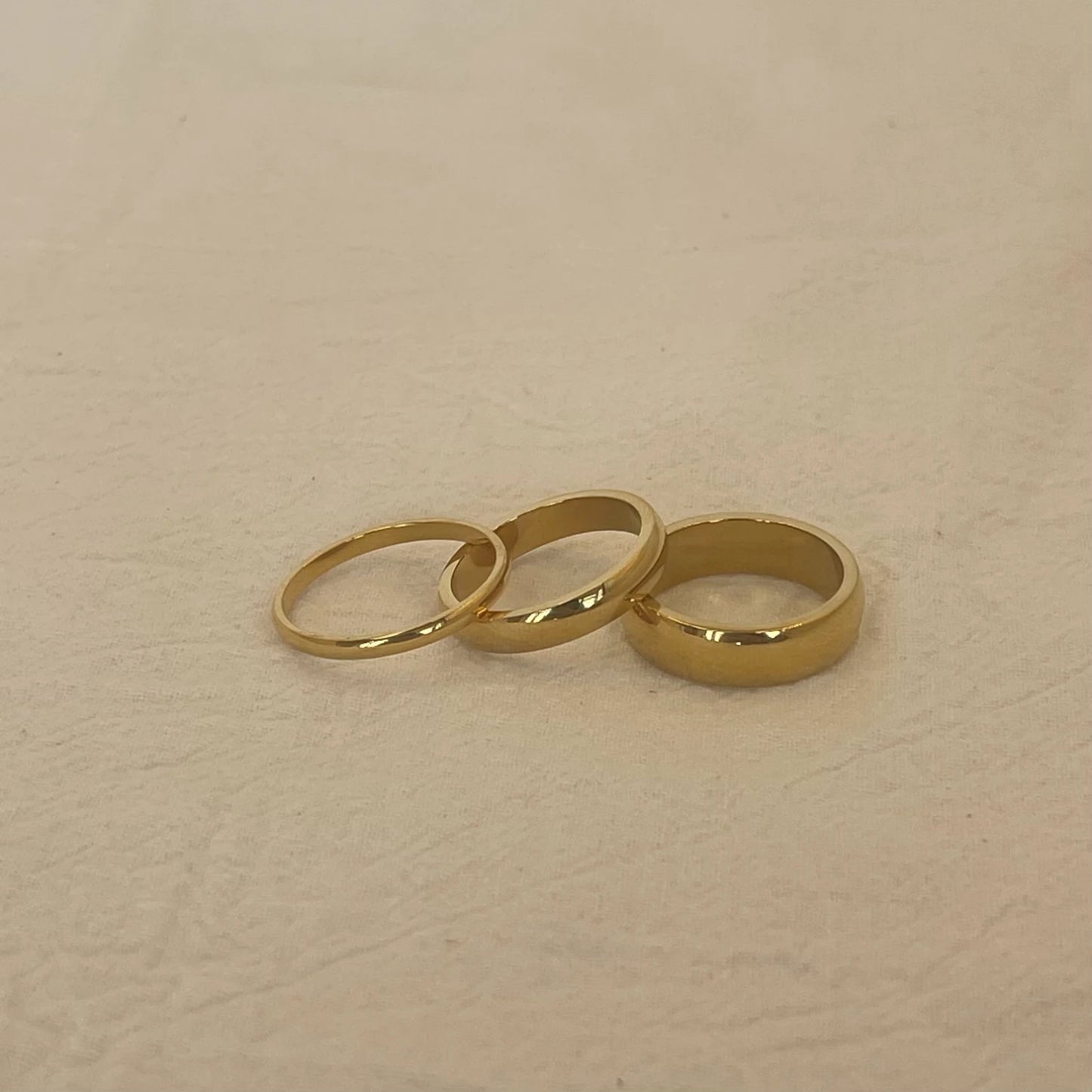 Unisex Minimalist Engagement Ring - Gold Plated